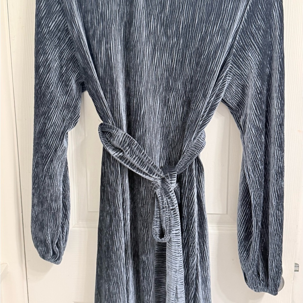 Pink Lily Charcoal Long Sleeve Dress